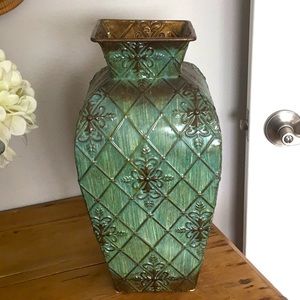 Metal vase